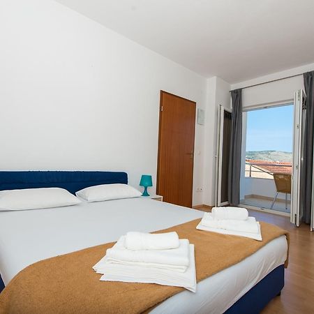 Apartments Kairos Сегет Враница Екстериор снимка