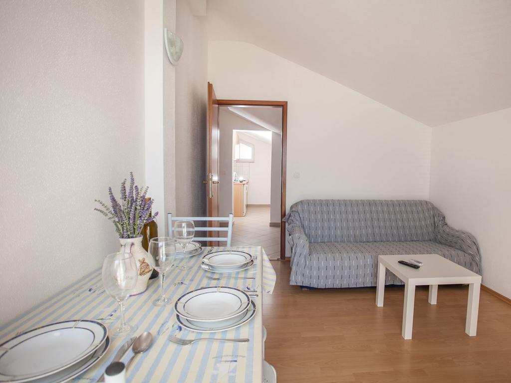 Apartments Kairos Сегет Враница Екстериор снимка
