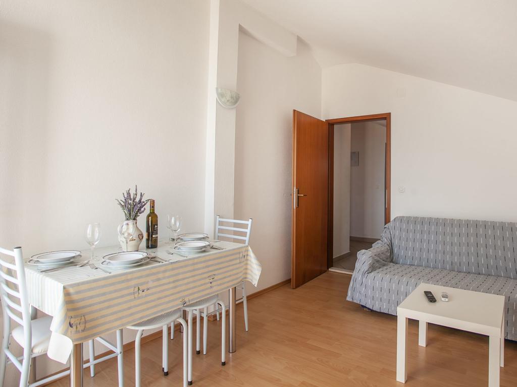 Apartments Kairos Сегет Враница Екстериор снимка