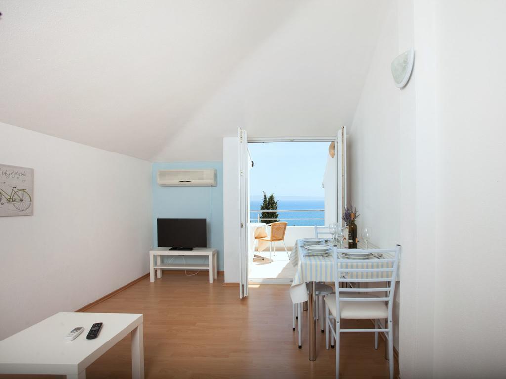 Apartments Kairos Сегет Враница Екстериор снимка