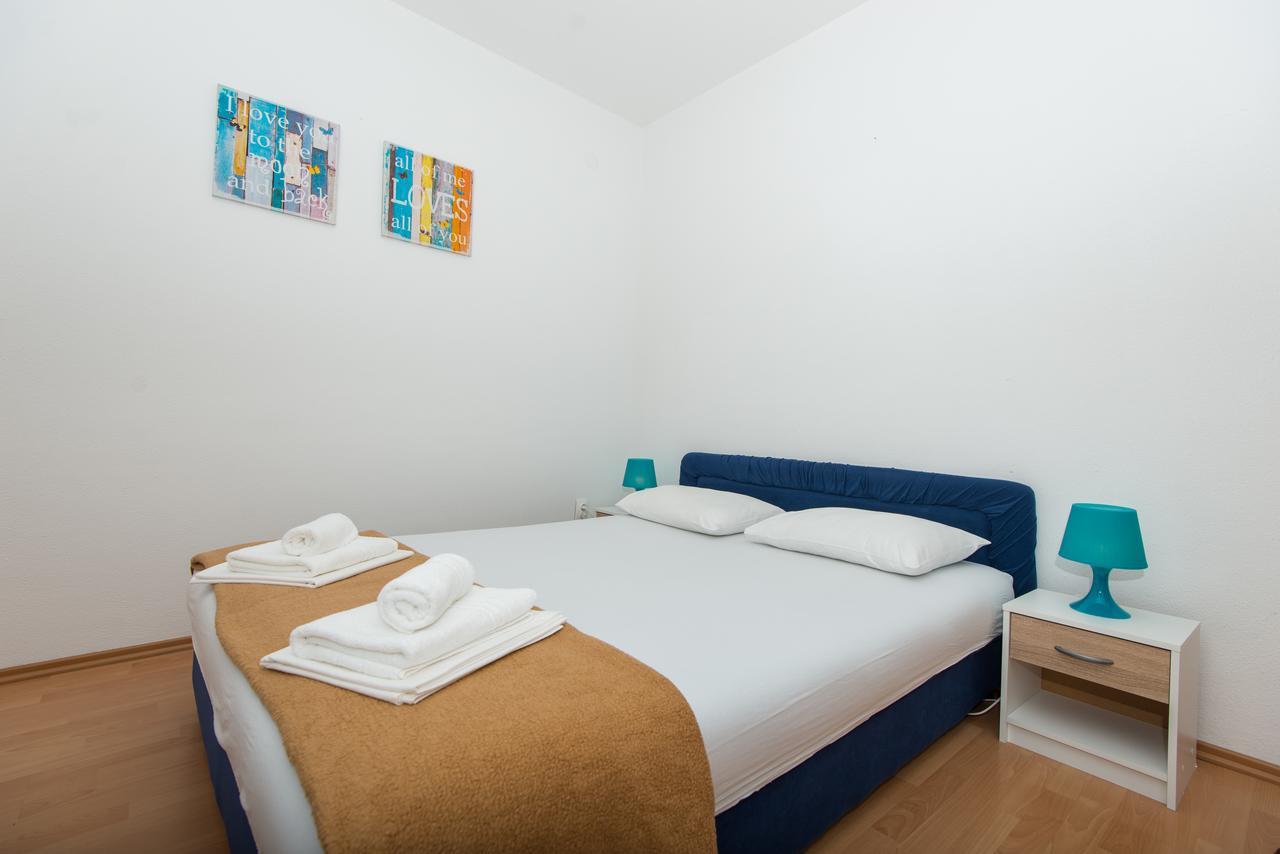Apartments Kairos Сегет Враница Екстериор снимка